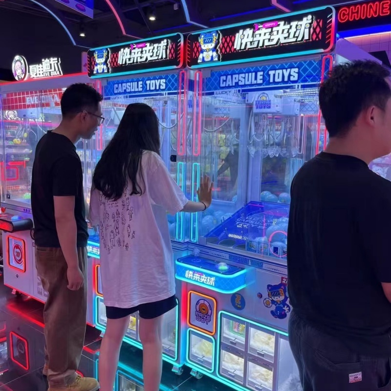 Kapselspielzeug-Greifautomat:  – Arcade Prize Vending Machine Bewertung und Preis